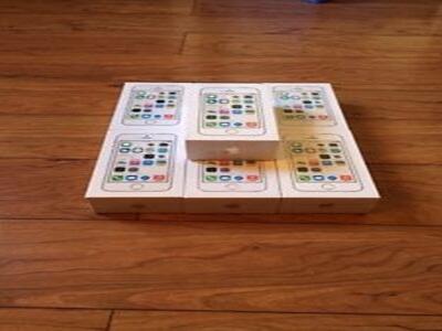 APPLE IPHONE 5S 16GB RP.2.200.000.- SAMSUNG GALAXY S4 I9500 RP.1.400.000,-