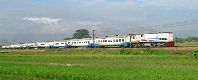 Kajian proyek kereta api super cepat Jakarta-Surabaya