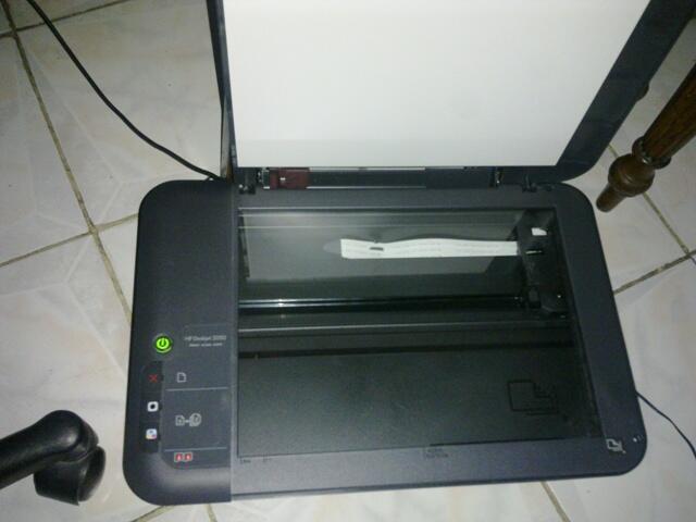Hp Deskjet 2050 3 in 1 (Print, scan, copy) Rp.200.000