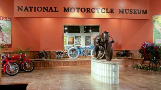 Wow..Bisa Menginap Lho di Museum Motor Inggris