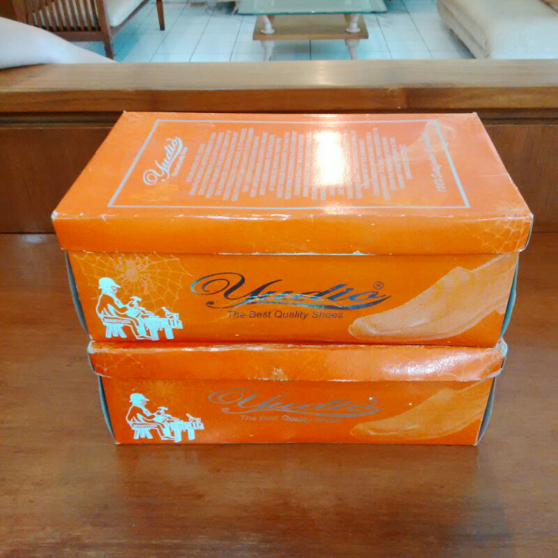 2 pasang sepatu kulit asli hand made new bercorak keren bogor