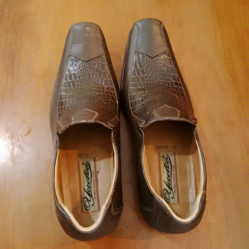 2 pasang sepatu kulit asli hand made new bercorak keren bogor