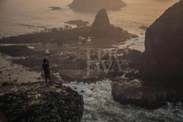 Kumpulan Foto Keindahan Pulau Jawa dalam Film EPIC JAVA