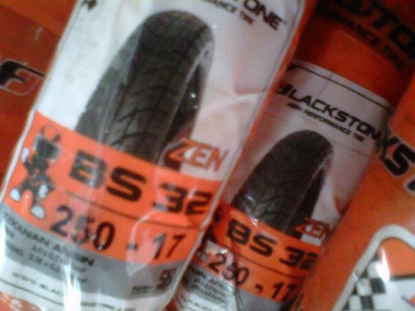 BAN TUBLES BLACK STONE MURAH.DEPAN RS FATMAWATI