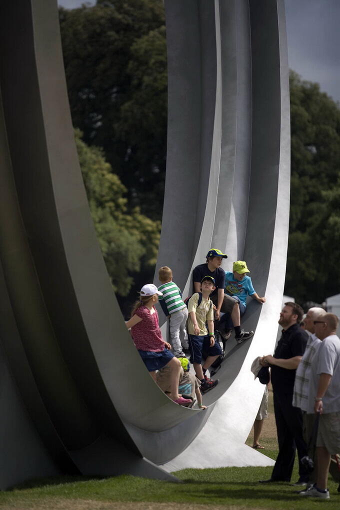 Instalasi Patung skala besar dan spectakuler !