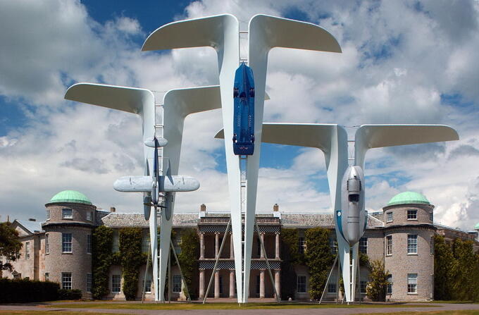 Instalasi Patung skala besar dan spectakuler !