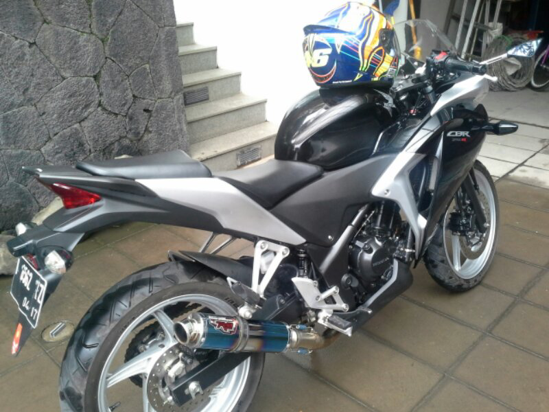 KNALPOT R9 NEW MUGELO CBR 250 ( SECOND )