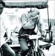 Kisah Tukang Becak Berhati Mulia yang SANGAT MENYENTUH....Nangis Ane Bacanya