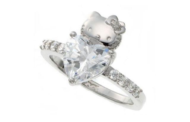 Cincin Pernikahan Dengan Bentuk Yang Unik..
