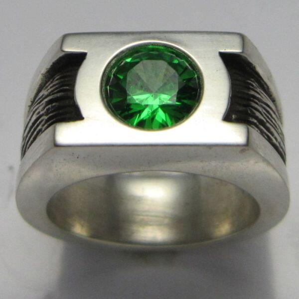Cincin Pernikahan Dengan Bentuk Yang Unik..