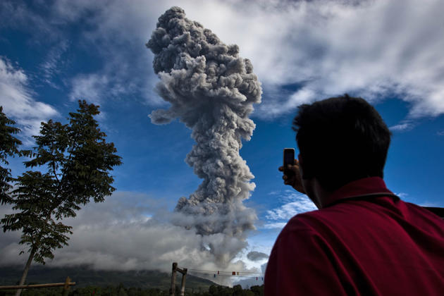 galery letusan sinabung