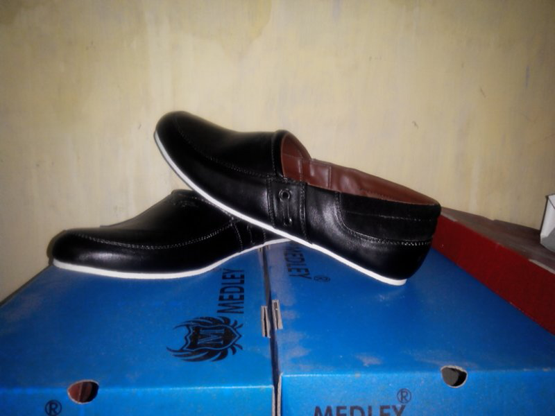 sepatu medley, mr.smith 90ribuan ajha