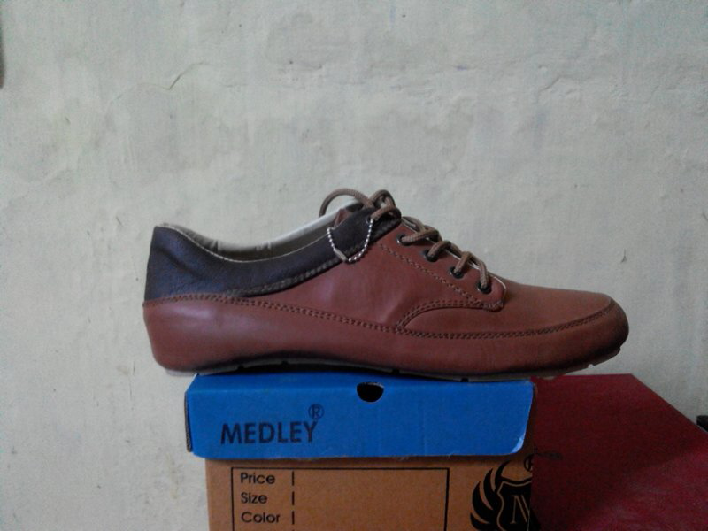 sepatu medley, mr.smith 90ribuan ajha