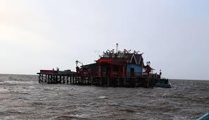 Satu-Satunya Di Dunia : Klenteng Yang Berdiri Di Tengah Lautan