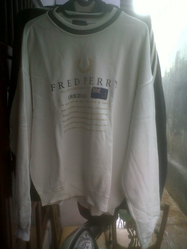 SWITER DAN HOODIE FRED PERRY