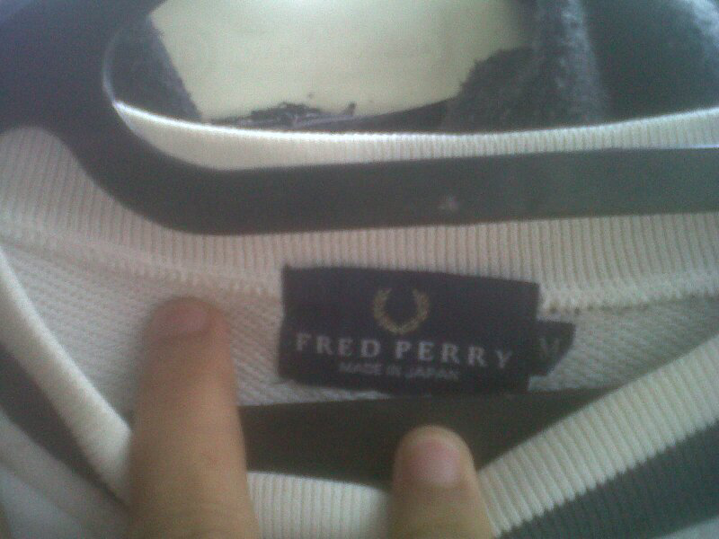 SWITER DAN HOODIE FRED PERRY