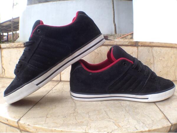 Dijual DC Shoes Mens Chase GFL