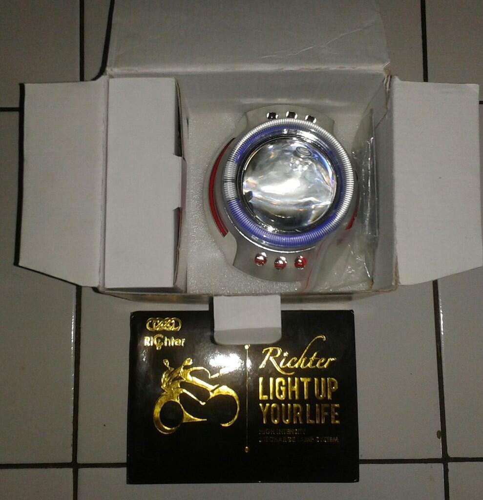 projector angel eyes biru merah dan HID richter 8000k