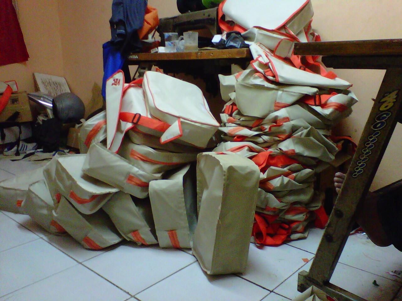 SOUVENIR TAS MURAH