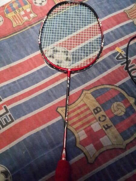 Terjual RAKET BADMINTON BARU PAKE 1 BLN [LINING ROCKS N33 ...