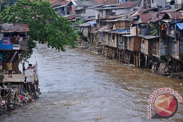 &#91;Parasit Ciliwung Lagi&#93; Dari 3.500 KK di Jaktim, Baru 62 KK yang Bersedia Direlokasi