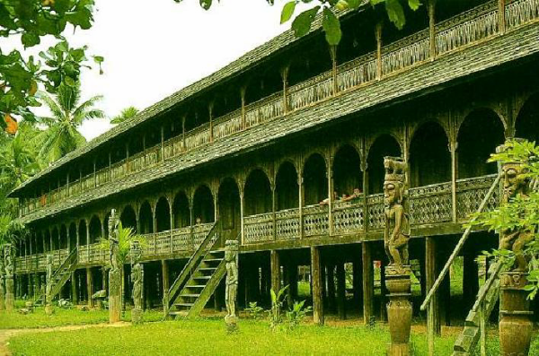 Berbagai Macam Rumah Unik Di Indonesia