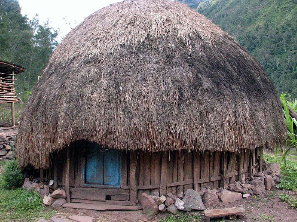 Berbagai Macam Rumah Unik Di Indonesia