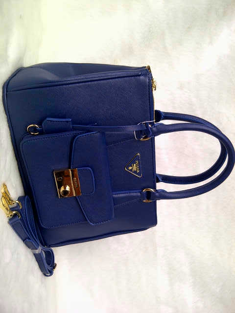 Tas Prada safiano new