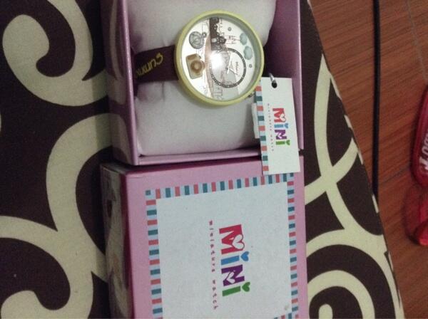 Jam tangan Miniatur