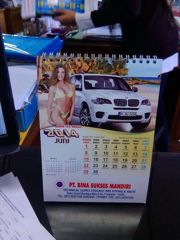 Punya Kalender di meja kantor ??? share di mari ... ini kalender ane..