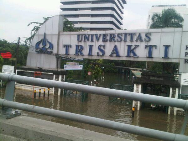 Gimana hari ini perjalanan ke kantor/kampus agan macet atau banjir ga ?