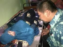 Mengenal lebih dekat Ibu Een (Pengajar yang Lumpuh)