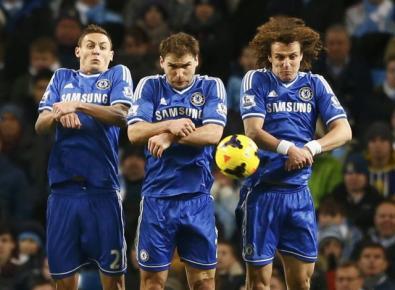 Goyang oplosan pemain chelsea di lapangan...