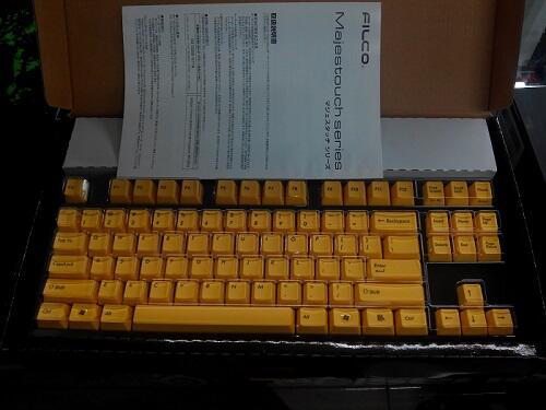 Terjual Mechanical Gaming Keyboard FILCO YELLOW TKL RED 