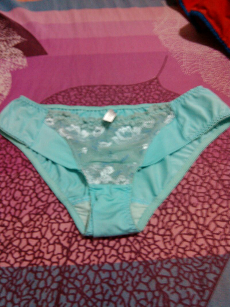 CD wacoal/luludy/sisa ekspor/bahan ademmmmmm, masuk dulu sist...