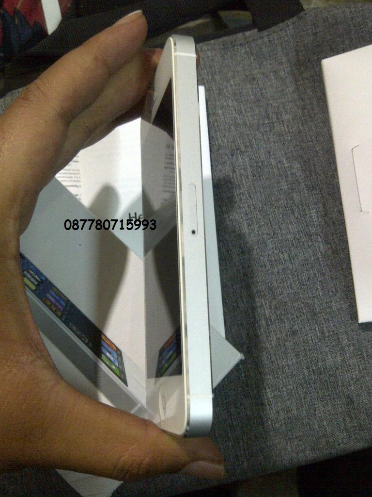 Apple iPhone 5 White Mulus 32GB FU Fullset Bandung