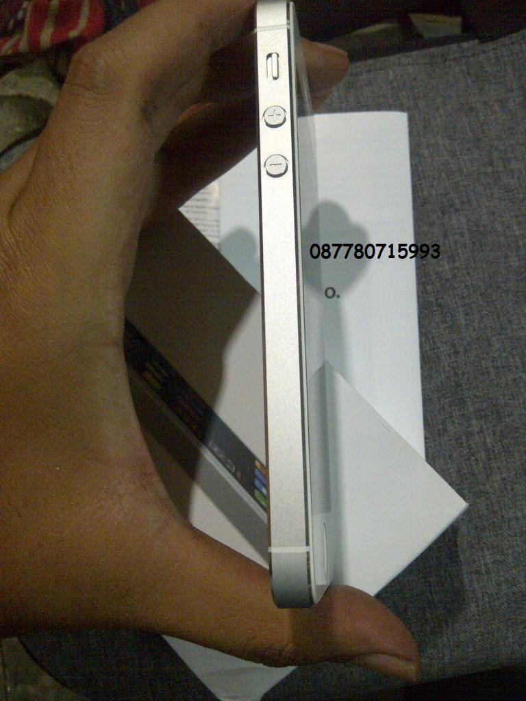 Apple iPhone 5 White Mulus 32GB FU Fullset Bandung