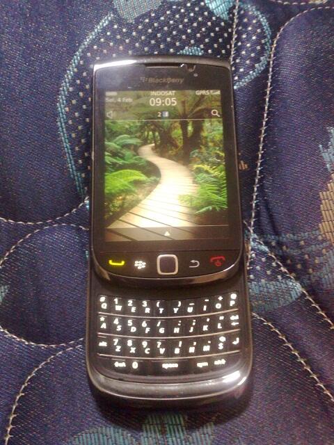 Blackberry TORCH 9800 Black TAM Mulus Murmer Tasikmalaya