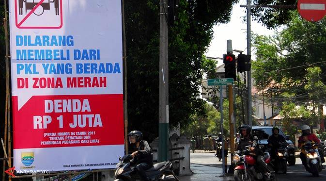 Denda 1 Juta ga cuma di Bandung gan,,,