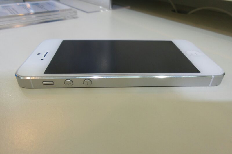 jual iphone5 16GB white mulus BU