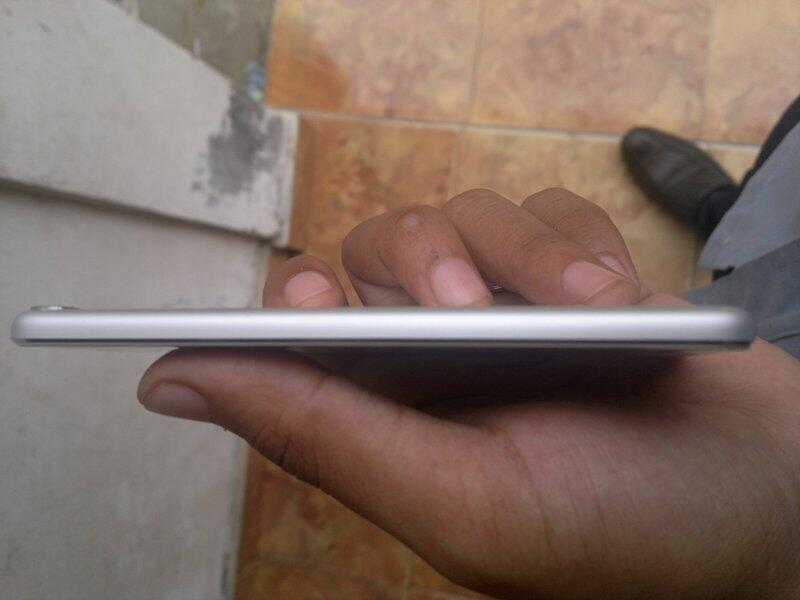 Ipod 5th Gen 32 gb like new, bbm on