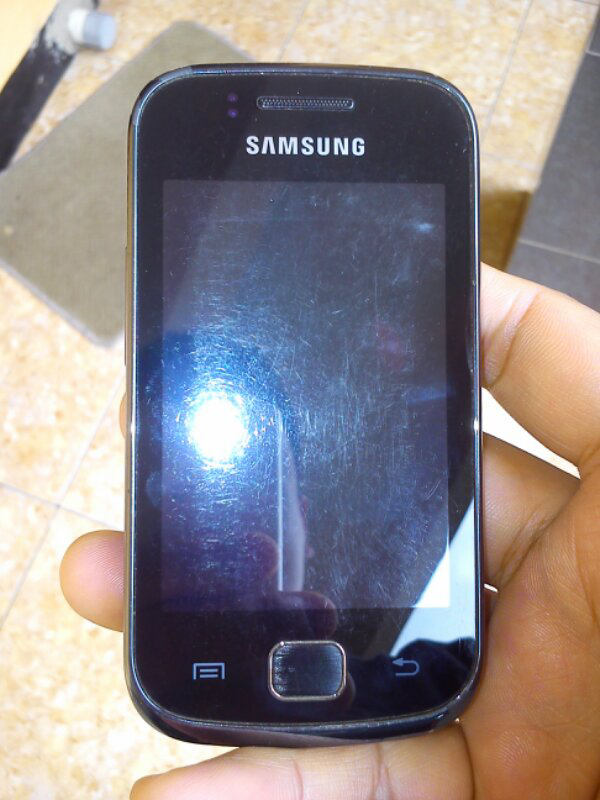 Samsung Galaxy Gio Fullset Bandung