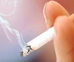 AWAS BAHAYA ROKOK BAGI BALITA!!! (BAGI YANG BELUM TAHU BACA!!)