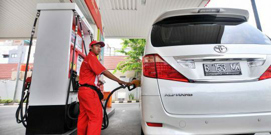 MenKeu : "RI Akan Jadi Importir BBM Permanen di 2015 !!!"