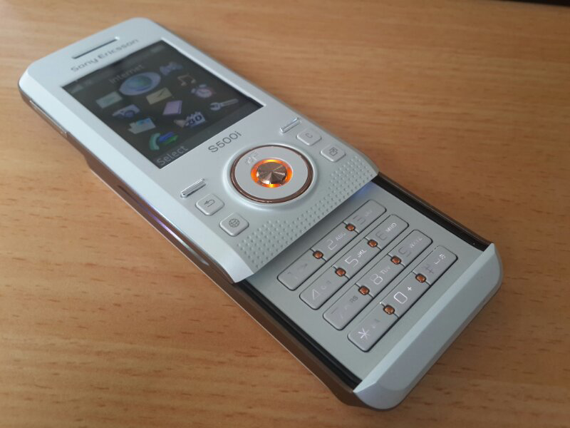 Sony Ericsson S500 White Gold Sempurna