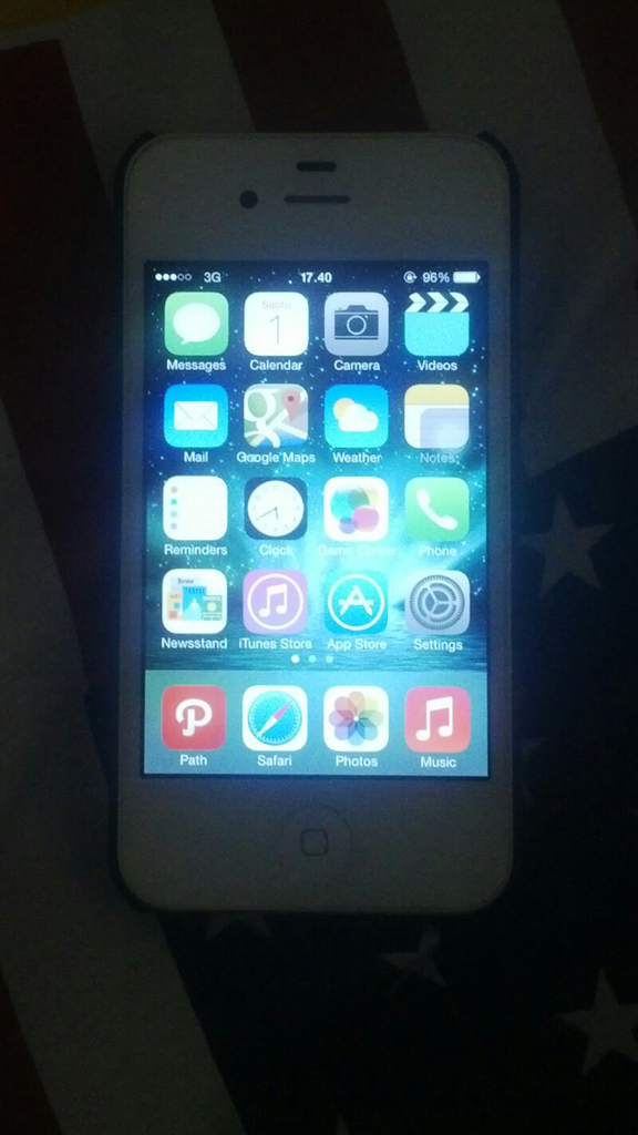 iphone 4 cdma murah, fullset, masuk gan