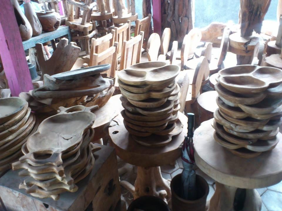 TELITI BERBISNIS mebel untuk cafe dan hotel . BANDINGKAN.. silahkan di cek