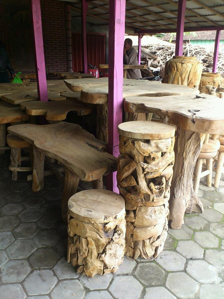 TELITI BERBISNIS mebel untuk cafe dan hotel . BANDINGKAN.. silahkan di cek
