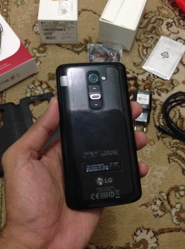 WTS LG G2 hitam 32Gb second, kondisi 100% mulus kaya baru