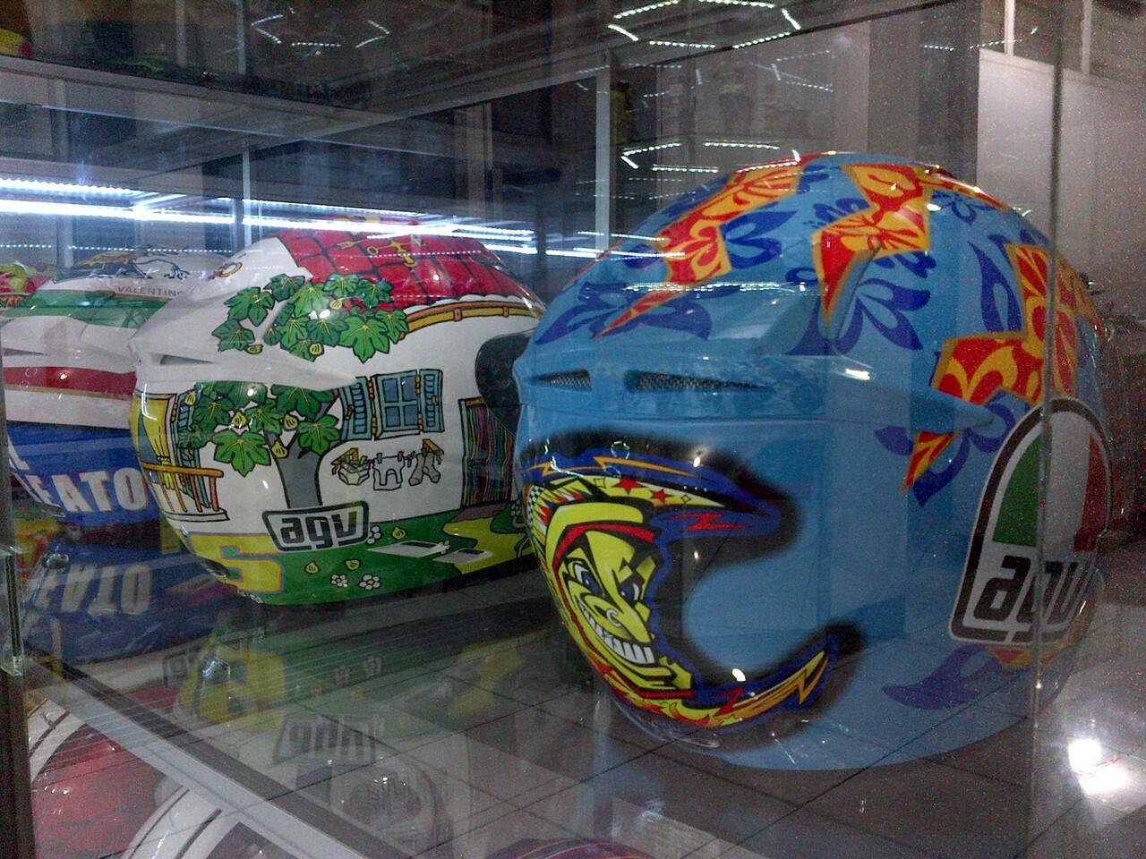 Helmet Arai, HJC, AGV, Nolan, X-Lite, Shoei, KBC, Ozi ( Bandung )